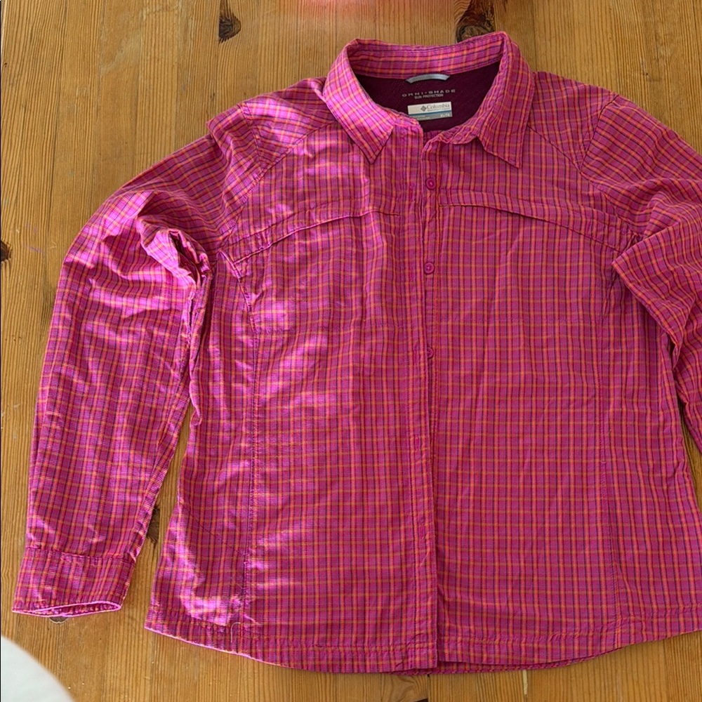 Columbia Women's Omni-Shade Sun Protection Pink Plaid Button-Up Shirt